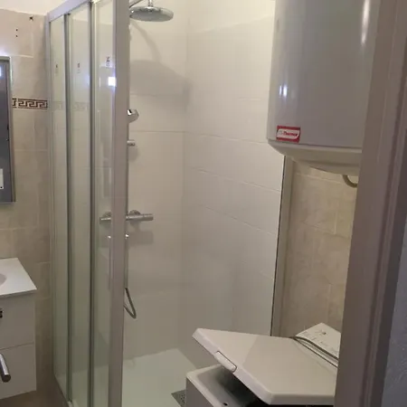 شقة Studio Le Brusc 300m De La Mer